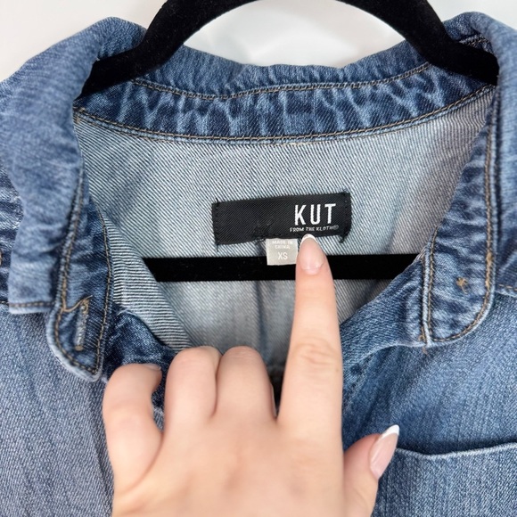 KUT From The Kloth Denim Long Sleeve Button Up Collared Shirt - Picture 3 of 5